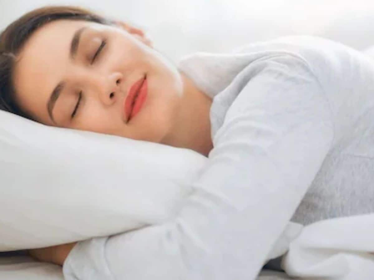 The Best Sleeping Directions As Per Vastu For Health And Peace