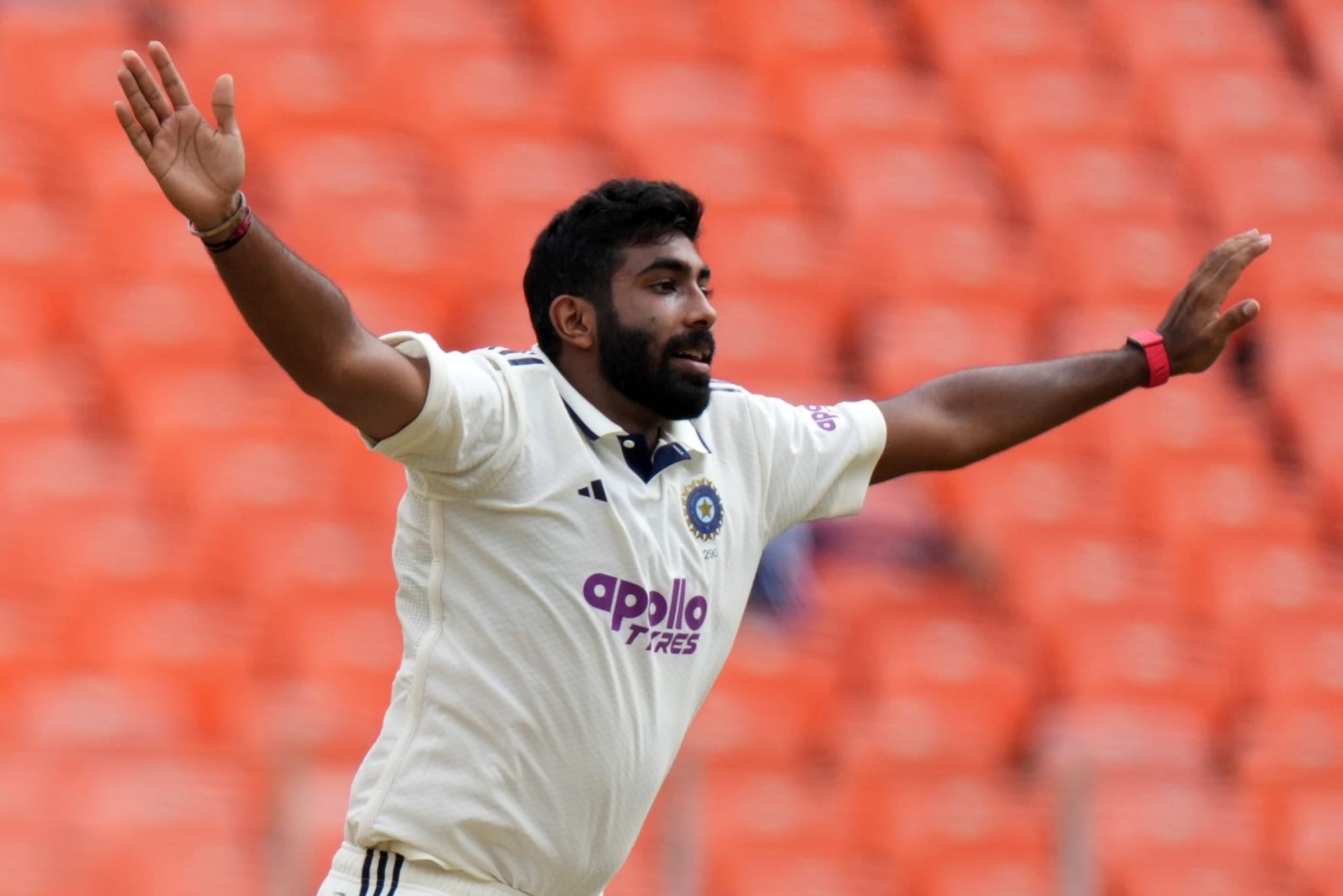 A temporada em casa da Índia do Campeonato de Testes Mundiais da ICC de 2025-27 começou com Jasprit Bumrah estampando sua autoridade mais uma vez. A temporada em casa da Índia do Campeonato de Testes Mundiais da ICC de 2025-27 começou com Jasprit Bumrah estampando sua autoridade mais uma vez.