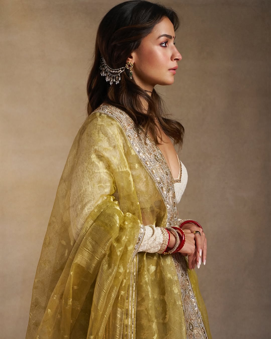 Alia Bhatt-inspired hairstyles for festive season