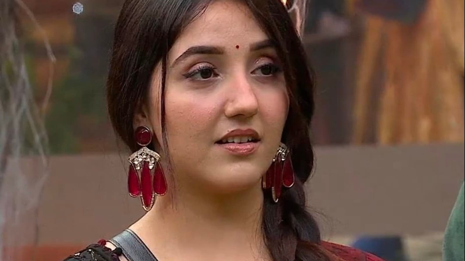 It's Very Difficult...': Why Ashnoor Kaur's Parents Want Her To Quit Bigg Boss 19? | Television News - News18