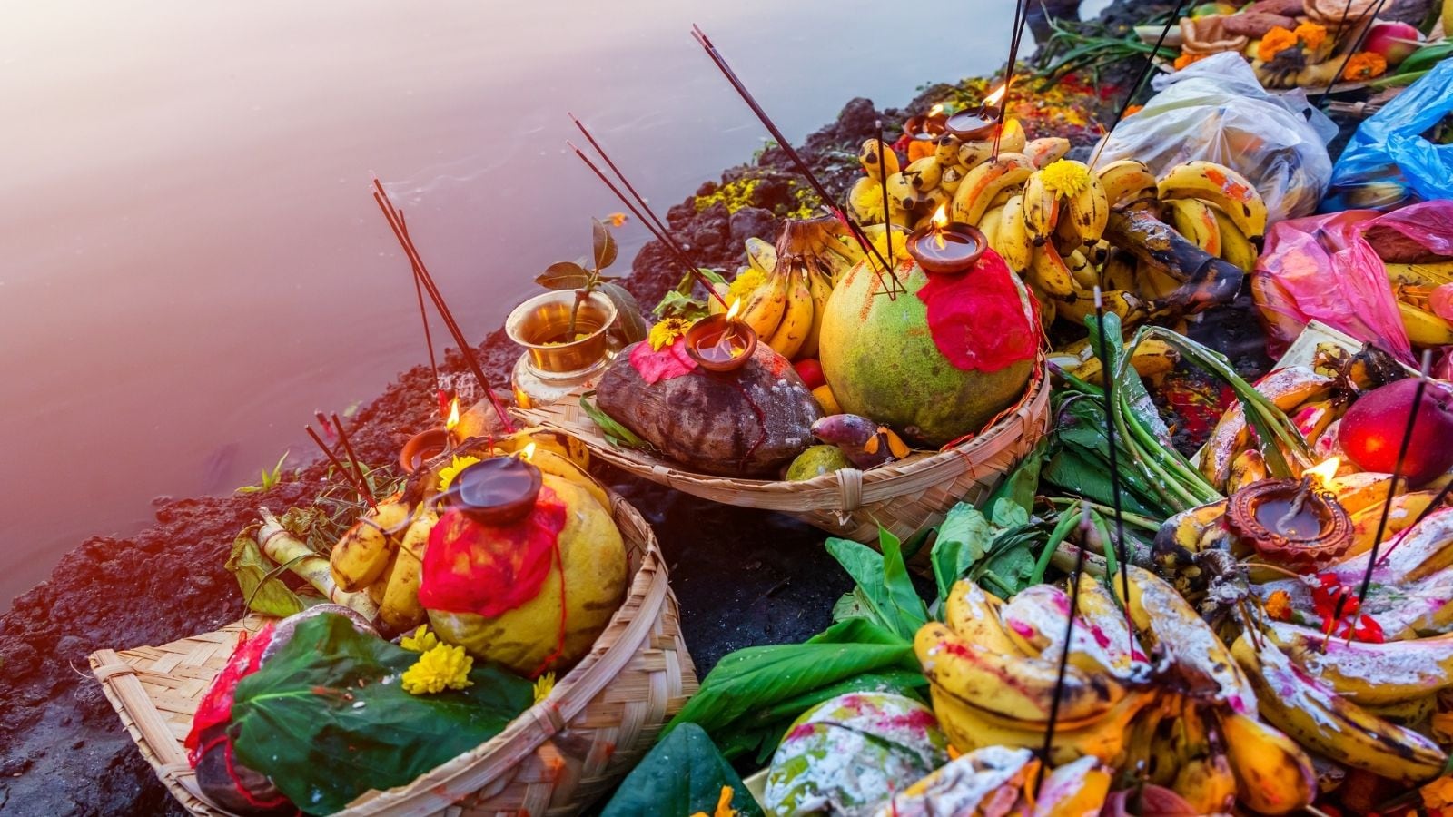 Chhath Puja 2025 Day 1: Significance Of Nahay Khay Ritual Chhath Puja 2025 Day 1: Significance Of Nahay Khay Ritual