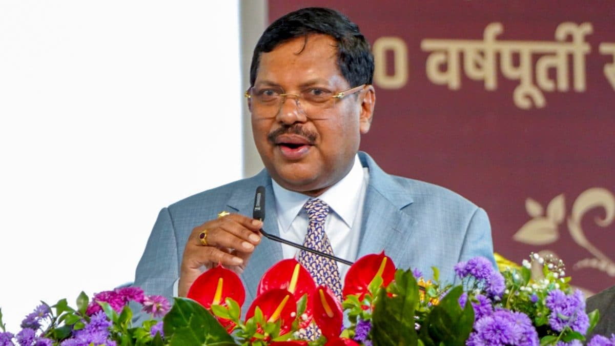 <div>'Don't Know What Will Be...': CJI Gavai Quips About Social Media After Courtroom Shoe Drama</div>