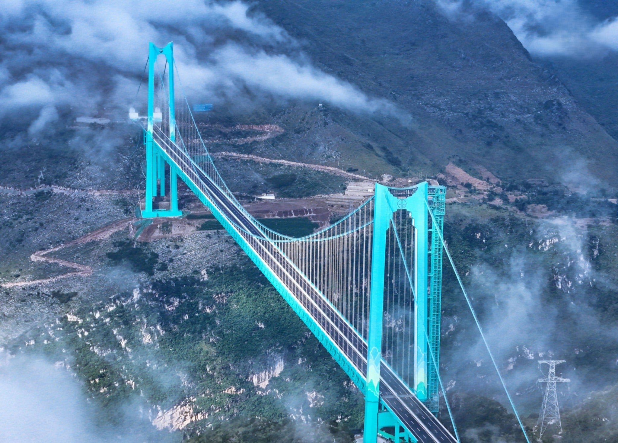 From Bungee Jumps To Glass Walks, World's Tallest Bridge In China Redefines Travel Experiences From Bungee Jumps To Glass Walks, World's Tallest Bridge In China Redefines Travel Experiences