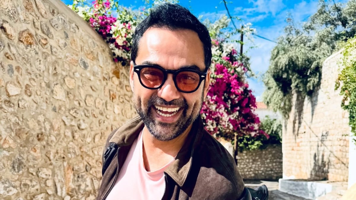 Abhay Deol Delighted by 'Bun Tikki' Posters in Greece