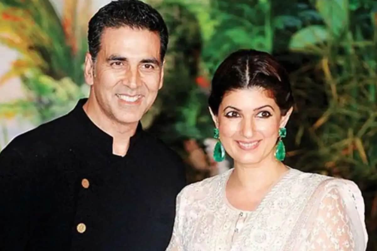 Akshay Teased Twinkle's Poem As 'Boring'