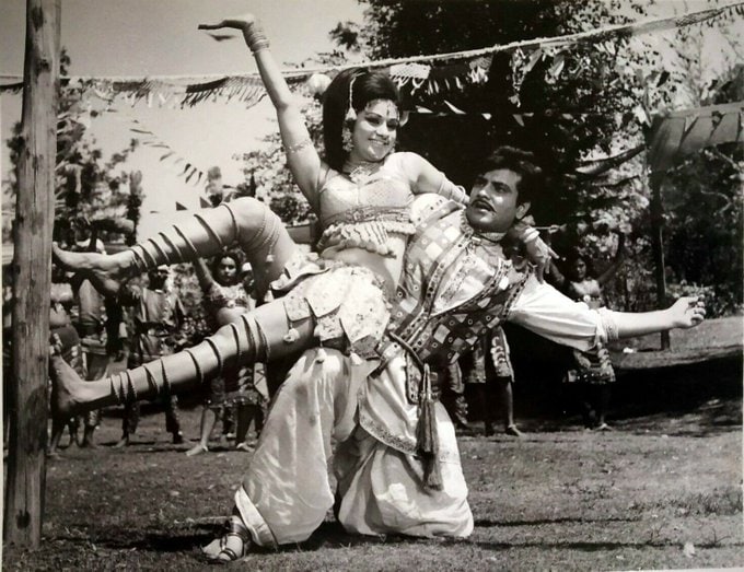 That’s not all. It’s real success came when it was re-released in China, where it sold a staggering Rs 30 crore tickets, becoming the highest-grossing Indian movie in any country. That’s not all. It’s real success came when it was re-released in China, where it sold a staggering Rs 30 crore tickets, becoming the highest-grossing Indian movie in any country.