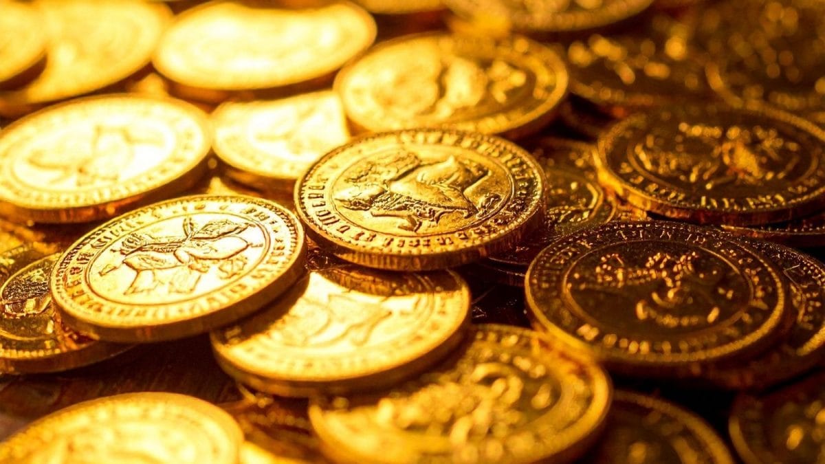 Bullion Dreams: Dhanteras Sales Surge To Rs 1 Lakh Crore Driven By Gold Rush