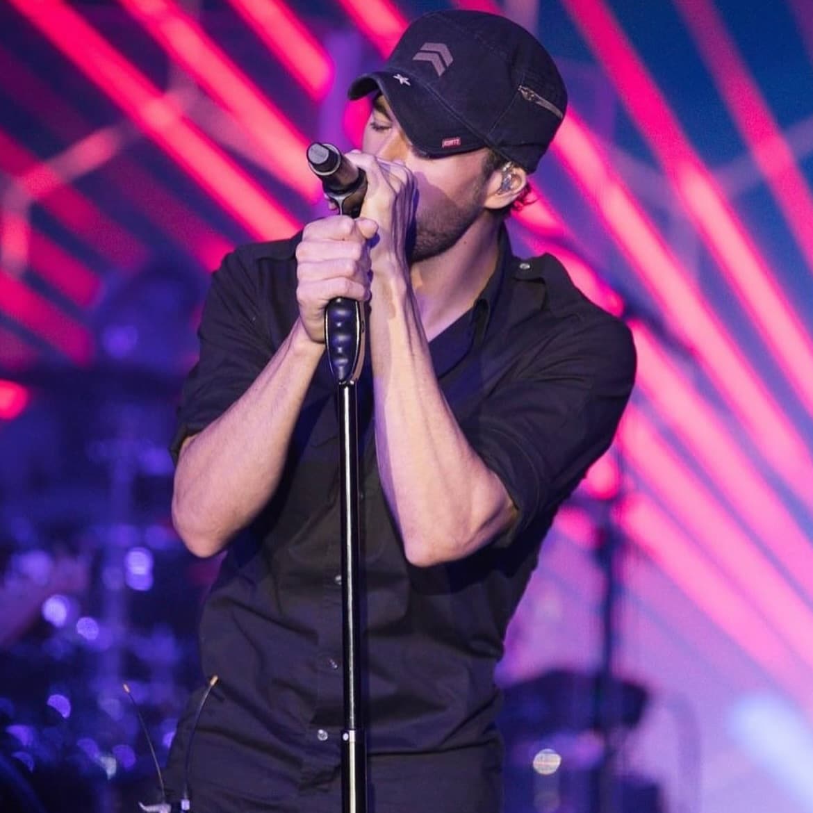 Enrique Iglesias Concert In India: Rs 600 Tickets In 2004 To Rs 10,000 In 2025 – What About 2012? Enrique Iglesias Concert In India: Rs 600 Tickets In 2004 To Rs 10,000 In 2025 – What About 2012?
