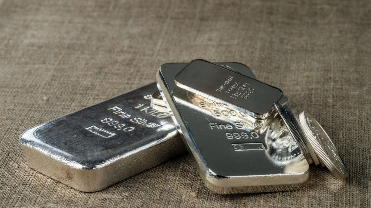 Silver Outshines Gold In 2025: Silver ETFs Double Investor Returns, Rally Seen Continuing
