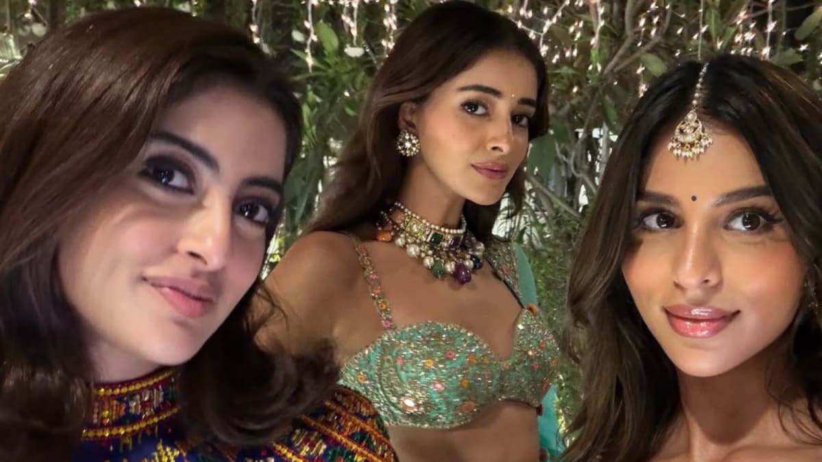 Suhana Khan, Ananya Panday And Navya Naveli Nanda Dazzle In Gorgeous Lehengas For Diwali 2025 Suhana Khan, Ananya Panday And Navya Naveli Nanda Dazzle In Gorgeous Lehengas For Diwali 2025