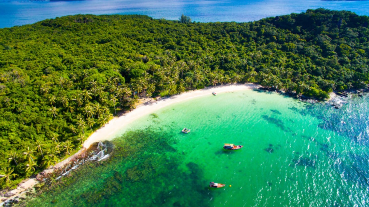 7 Family-Friendly Short-Haul Destinations To Visit This Holiday Season