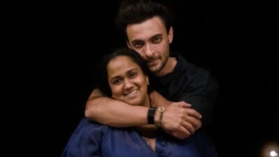 Arpita is married to Aayush Sharma.