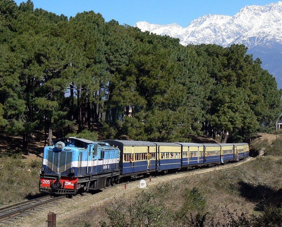 To check RRB NTPC 2025 result, candidates need to visit their respective RRB website, click on the result link for Graduate or Undergraduate posts (CEN 05/2024 or CEN 06/2024) and view the PDF list. They can search their roll number using Ctrl+F. For the scorecard, they need to log in using their registration number and date of birth.