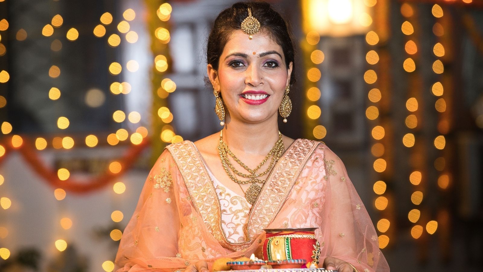 Karwa Chauth 2025: What To Follow And What To Avoid During The Fast Karwa Chauth 2025: What To Follow And What To Avoid During The Fast