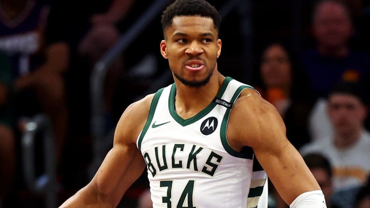 Bucks In Crisis: Giannis Antetokounmpo Exploring Options Amid Trade Deadline - Report