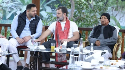  X/yadavtejashwi)