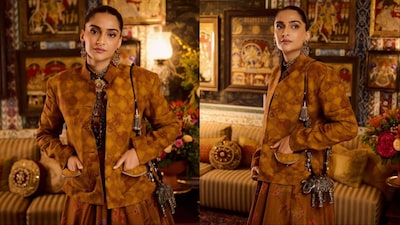 Sonam Kapoor was styled by her sister Rhea Kapoor. 