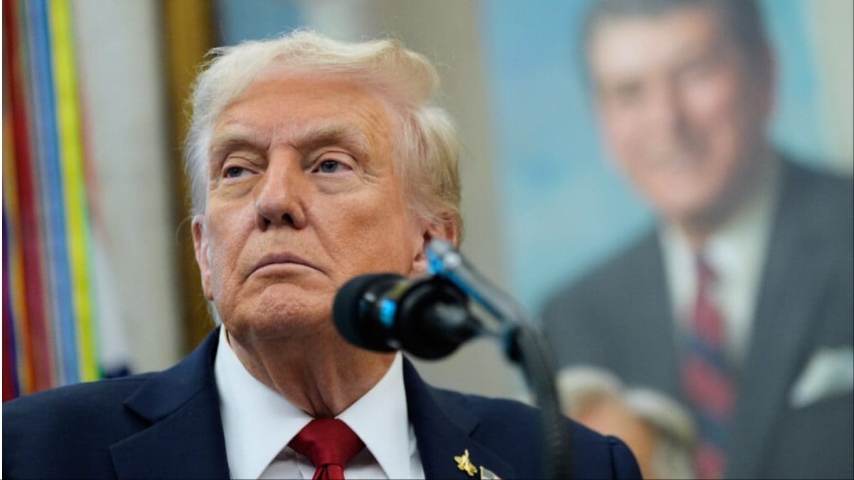 <div>'Donald Trump Has No Authority': $100,000 H-1B Visa Fee Hike Challenged In Lawsuit</div>