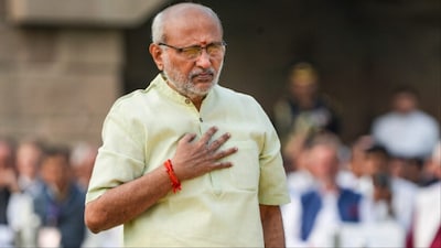  PTI)
