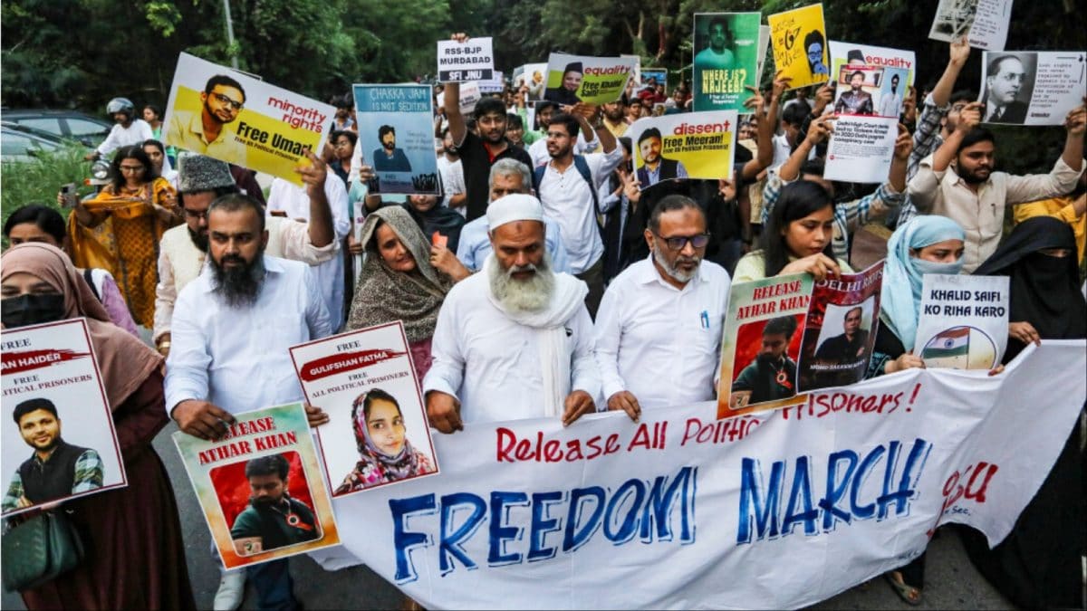 'In Jail For Years': SC Hears Bail Pleas Of Umar Khalid, Sharjeel Imam, Others In Delhi Riots Case