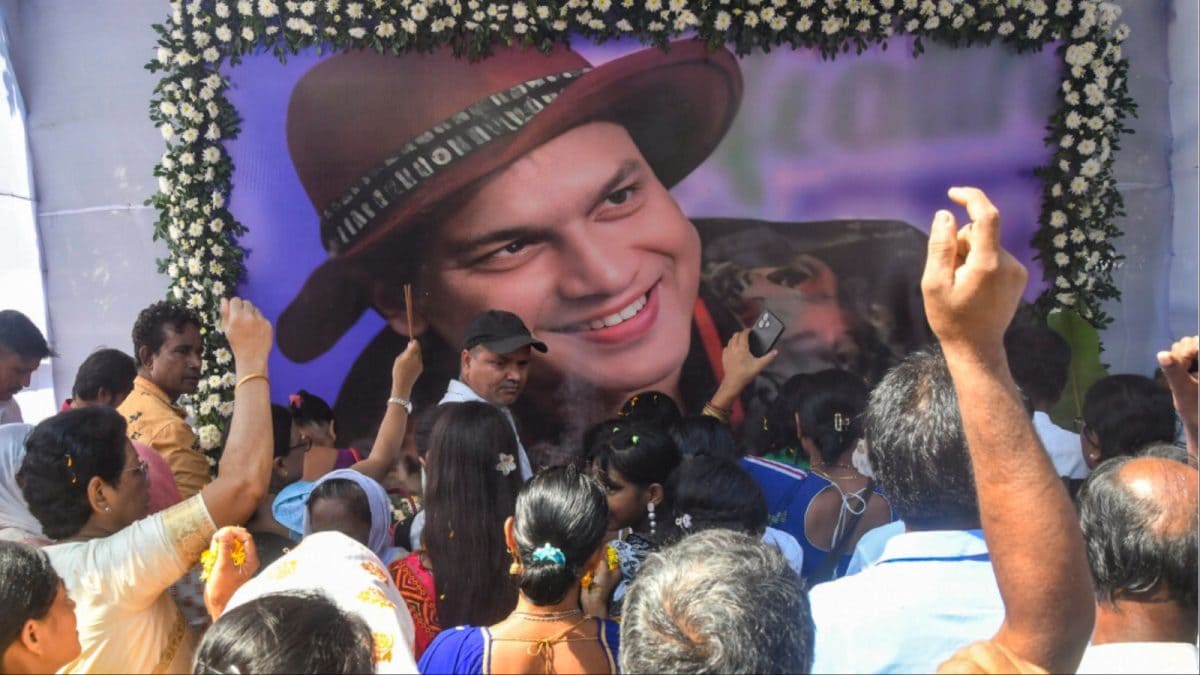 'Zubeenda Amar Haok': Fans Turn Assam Cinema Halls Into Shrines For Zubeen Garg’s Final Film