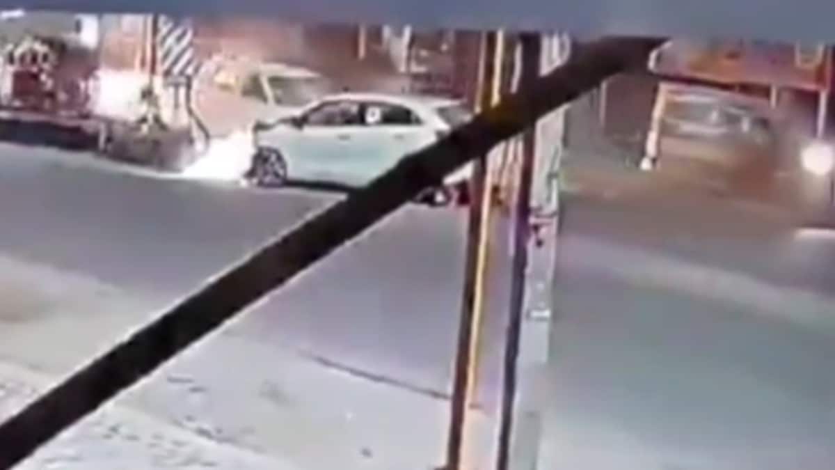Out On Morning Walk, 3 Ghaziabad Women Killed As Speeding Car Rams Into Them | Video