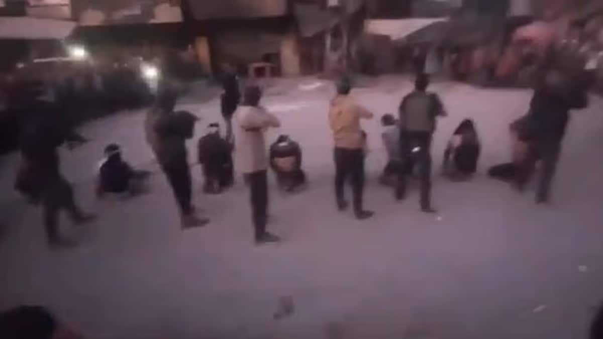Hamas Seen Carrying Out Executions Of Palestinians In Disturbing Footage