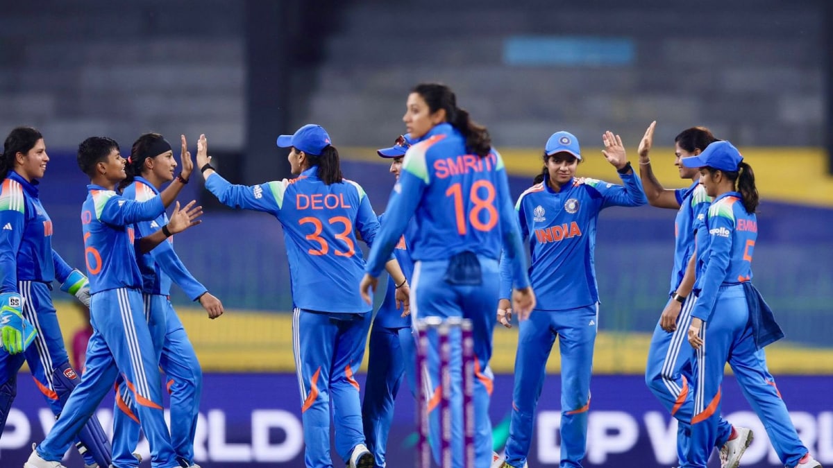 <div>‘Perfect Strike’: Amit Shah, Politicians Hail India’s Victory Over Pakistan In Women's World Cup</div>