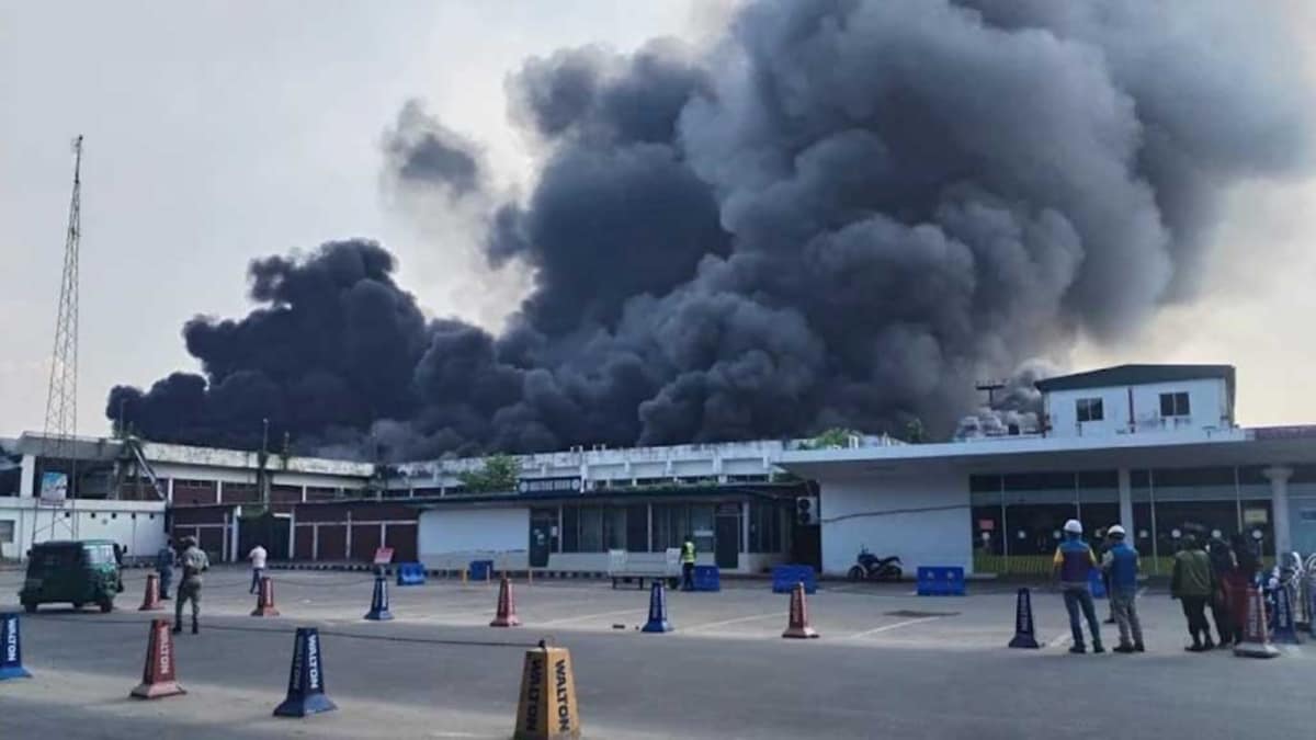 Fire Incidents Being Probed, Sabotage Evidence Will Be Dealt Swiftly: Bangladesh Interim Govt