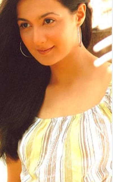 She played Chutki, the younger sister of Kajol’s character Simran in Dilwale Dulhania Le Jayenge (1995). Though a supporting role, her performance added warmth and humor to the film, which went on to become one of the most iconic romantic dramas in Indian cinema. She played Chutki, the younger sister of Kajol’s character Simran in Dilwale Dulhania Le Jayenge (1995). Though a supporting role, her performance added warmth and humor to the film, which went on to become one of the most iconic romantic dramas in Indian cinema.