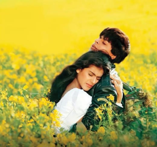 To celebrate this milestone, Kajol, who played the role of Simran, shared a note on Instagram. To celebrate this milestone, Kajol, who played the role of Simran, shared a note on Instagram.