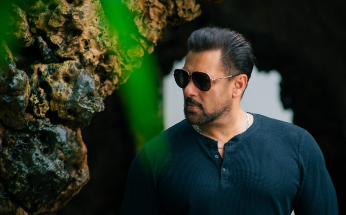 But what’s the reason behind it? It’s a habit of Bollywood’s Bhaijaan, one that still draws allegations from directors and co-actors. But what’s the reason behind it? It’s a habit of Bollywood’s Bhaijaan, one that still draws allegations from directors and co-actors.