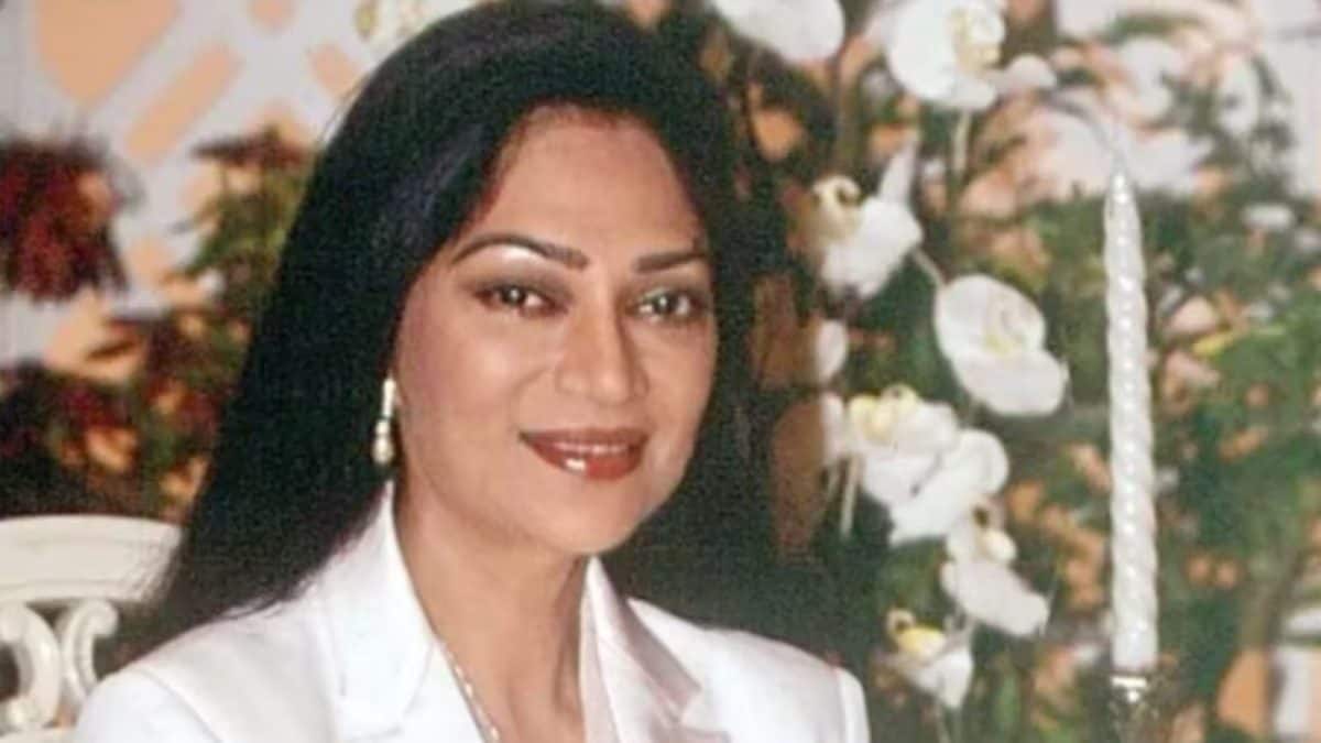 Simi Garewal Praises Ravan, Calls Him 'More Educated Than Our Parliament'; Netizens React