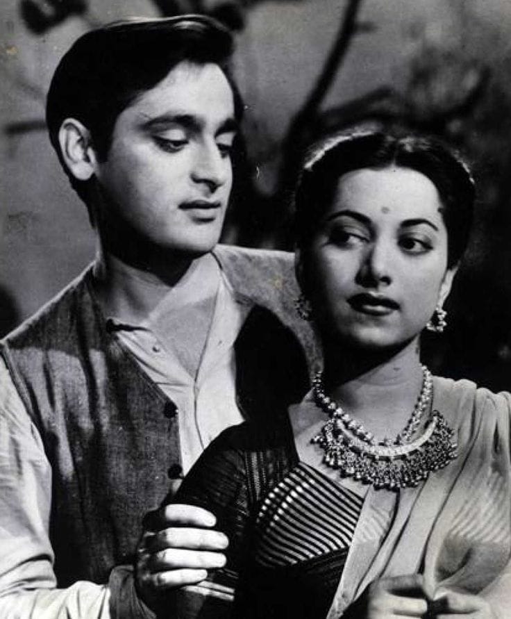 Threw The Ring In Arabian Sea: Actor’s Painful Breakup With Actress Amid Family Conflict