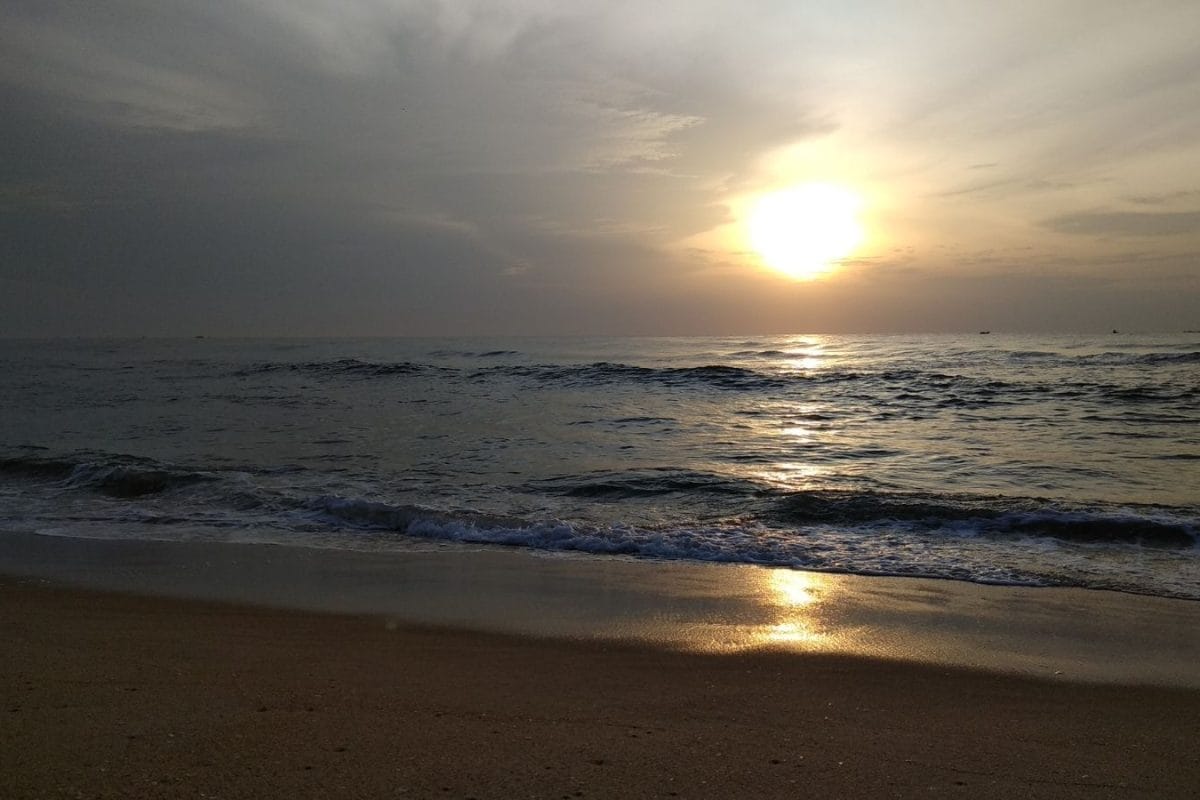This Is India’s Only State To Witness Sunrise And Sunset From One Beach