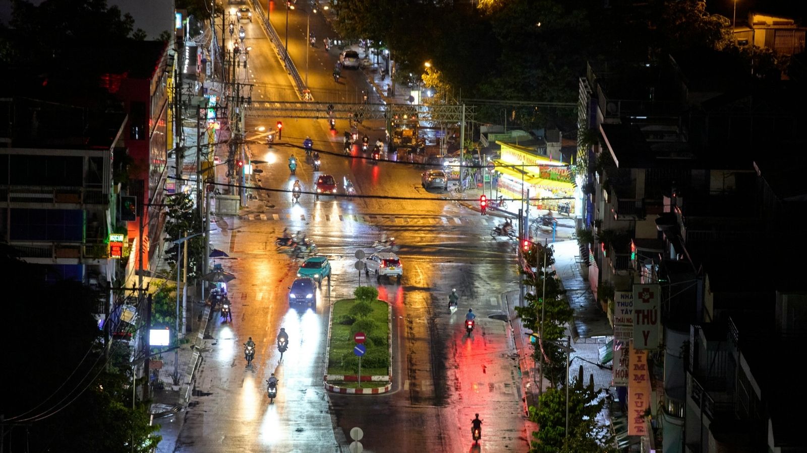 Cloud Seeding: These Countries Are Using Artificial Rain Technology Cloud Seeding: These Countries Are Using Artificial Rain Technology