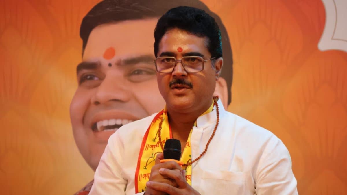 Man Arrested For Misbehaviour With UP MLA Rakesh Singh On Delhi-Lucknow Air India Flight