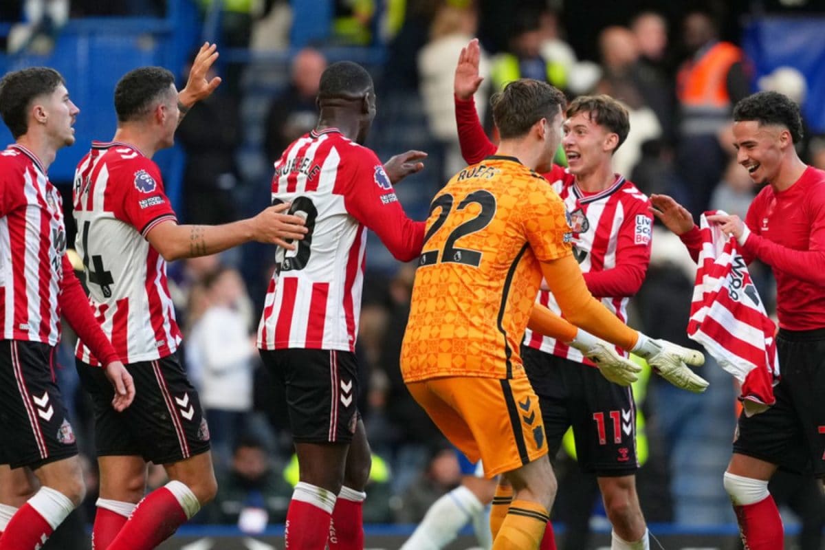 Premier League: Sunderland Shatter Chelsea Hearts At Stamford Bridge