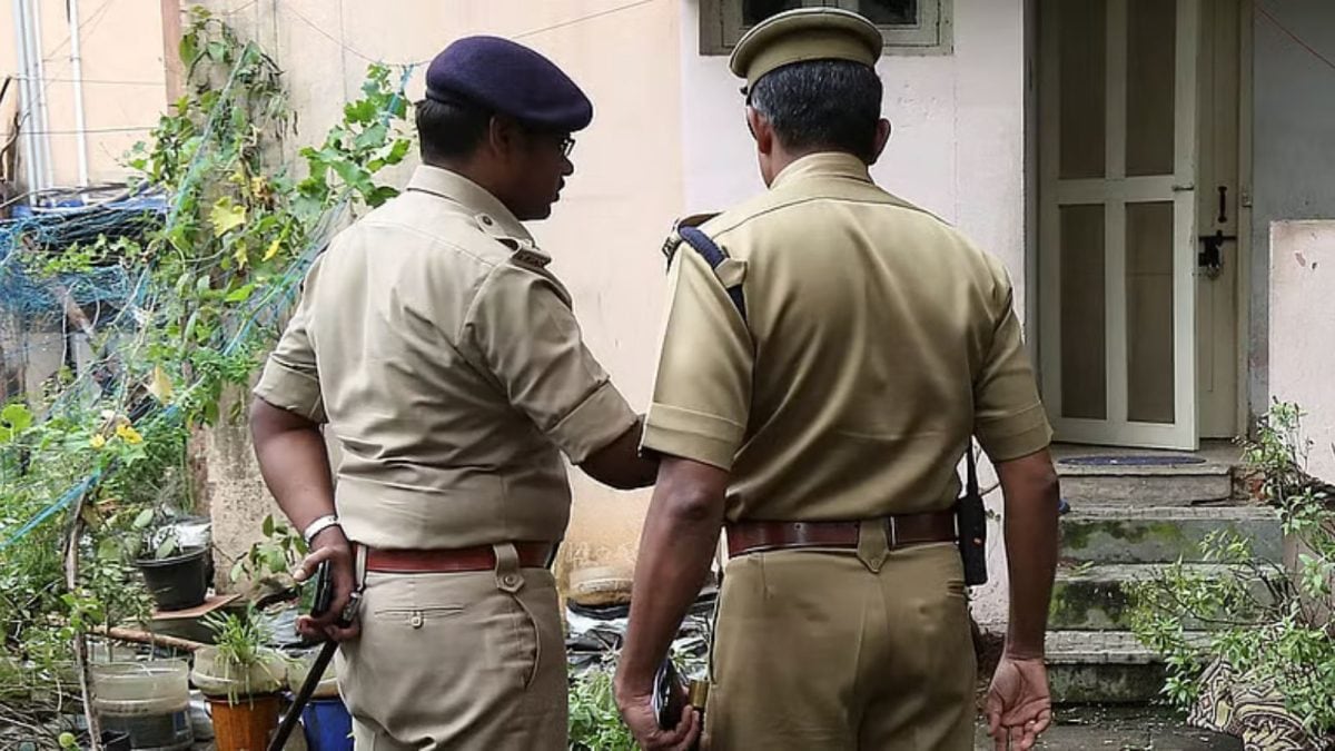Kerala Man Attacks Father With Machete, Threatens Suicide Over Property Paper Dispute