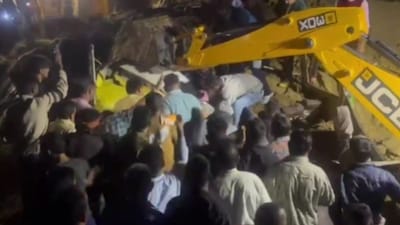 Bus trapped under debris after landslide in Himachal Pradesh's Bilaspur | Image: X