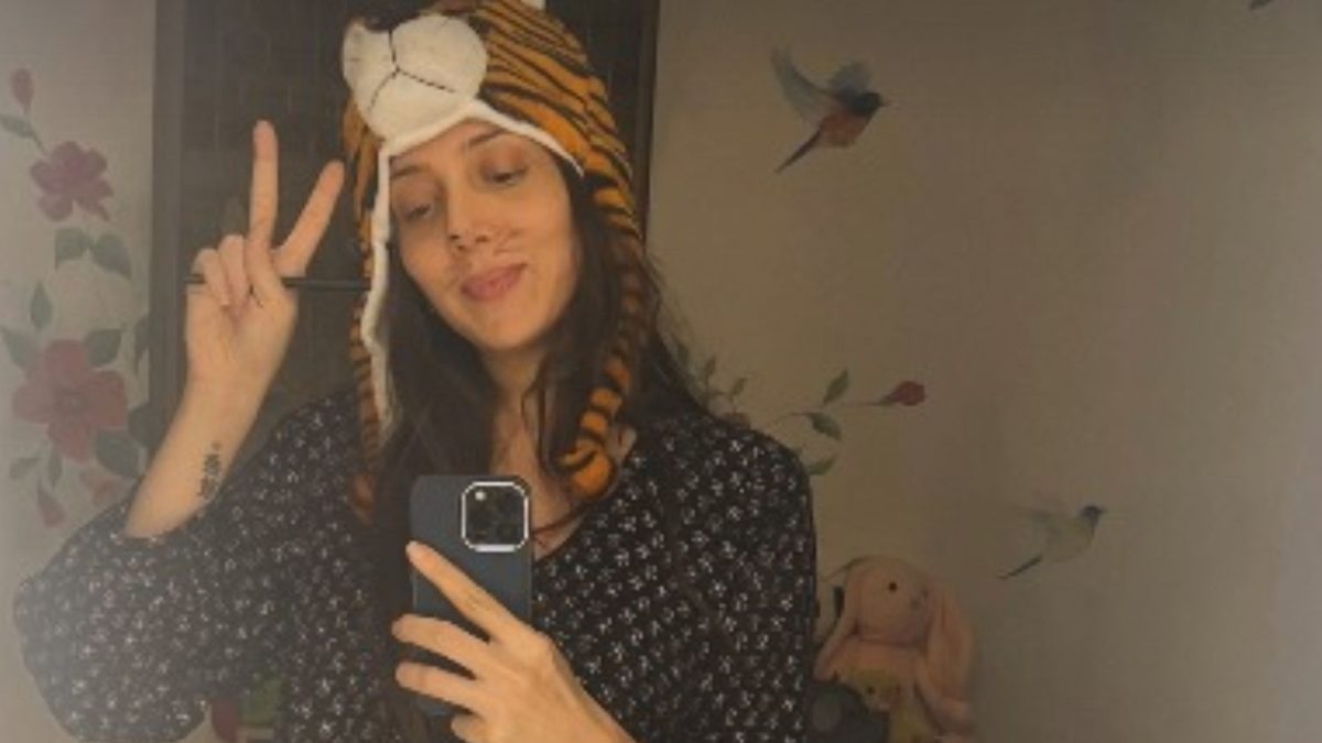 Nakuul Mehta Teases Wife Jankee Parekh for Early Halloween Celebration