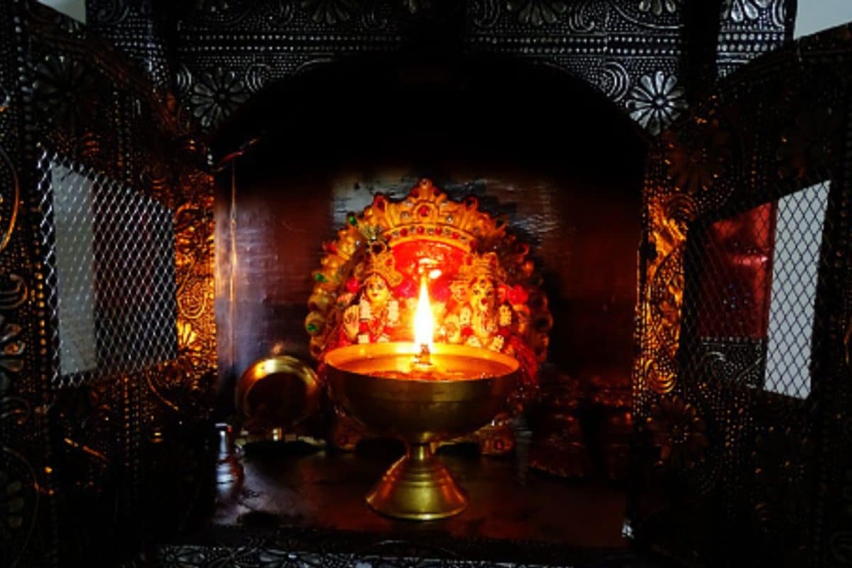 Vastu Tips: 5 Things You Should Never Keep In Your Prayer Room