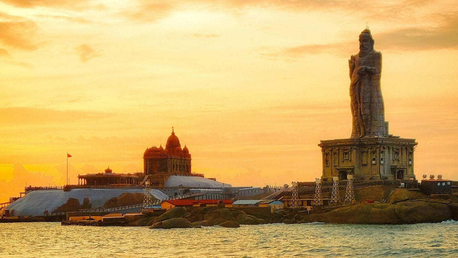 This Is India’s Only State To Witness Sunrise And Sunset From One Beach This Is India’s Only State To Witness Sunrise And Sunset From One Beach