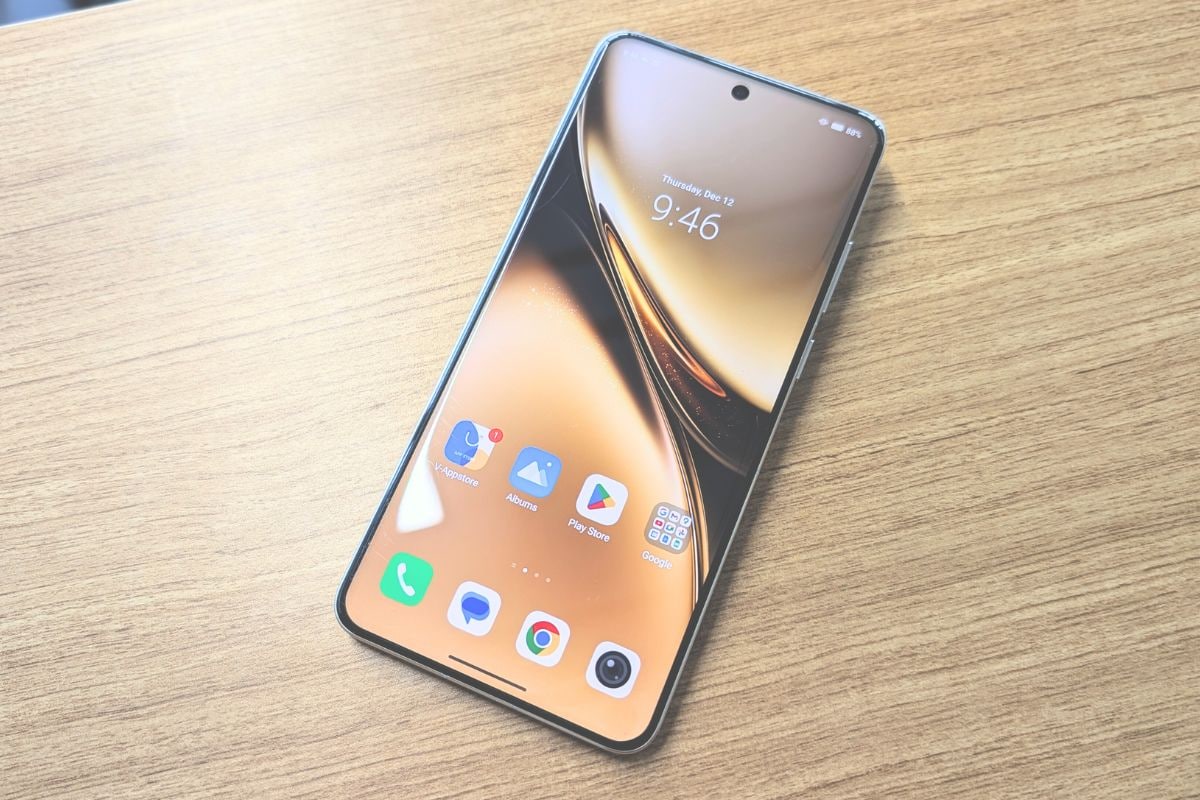 Vivo X300 Design And Display