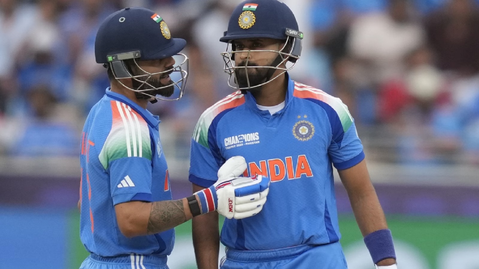 Kohli no número 3 e Shreyas Iyer no número 4 parecem apostas seguras, o último fresco de uma centena impressionante contra a Austrália A. Kohli no número 3 e Shreyas Iyer no número 4 parecem apostas seguras, o último fresco de uma centena impressionante contra a Austrália A.