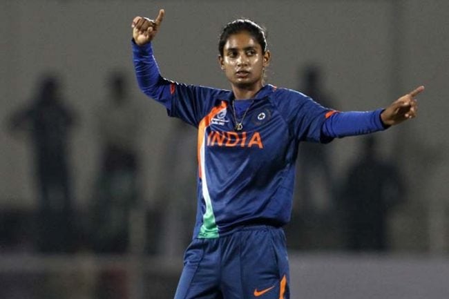A Copa do Mundo da Mulher da ICC 2013, a Índia venceu por 6 postigos: o Paquistão foi completo desta vez, colocando 192/7-o mais alto de todos os tempos contra a Índia nas mulheres ODIs. Nida Dar estrelou com um invicto 68 e Nain Abidi recebeu 58 anos. O capitão Mithali Raj acertou a perseguição com um século, esmagando 13 quatros e os únicos seis nesse jogo.