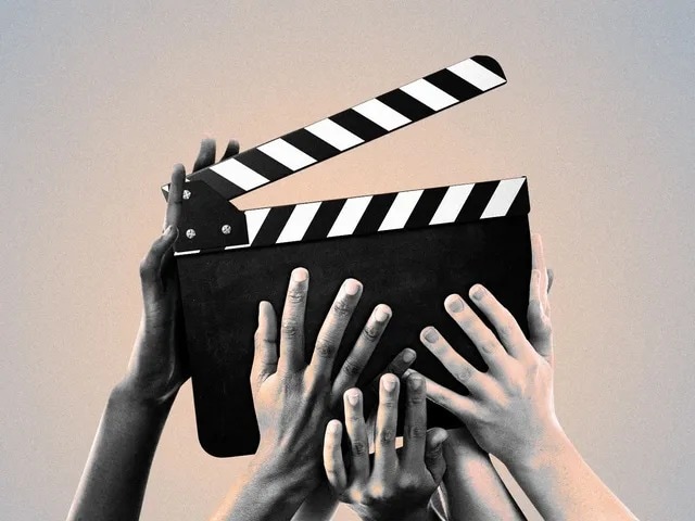 Long before advanced VFX or green screens, there was someone who managed to play two completely different characters. Long before advanced VFX or green screens, there was someone who managed to play two completely different characters.