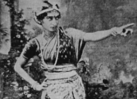 Anna’s graceful mannerisms made him perfect for the role of Sita, while his expressive eyes helped him portray Ram’s calm strength. Anna’s graceful mannerisms made him perfect for the role of Sita, while his expressive eyes helped him portray Ram’s calm strength.
