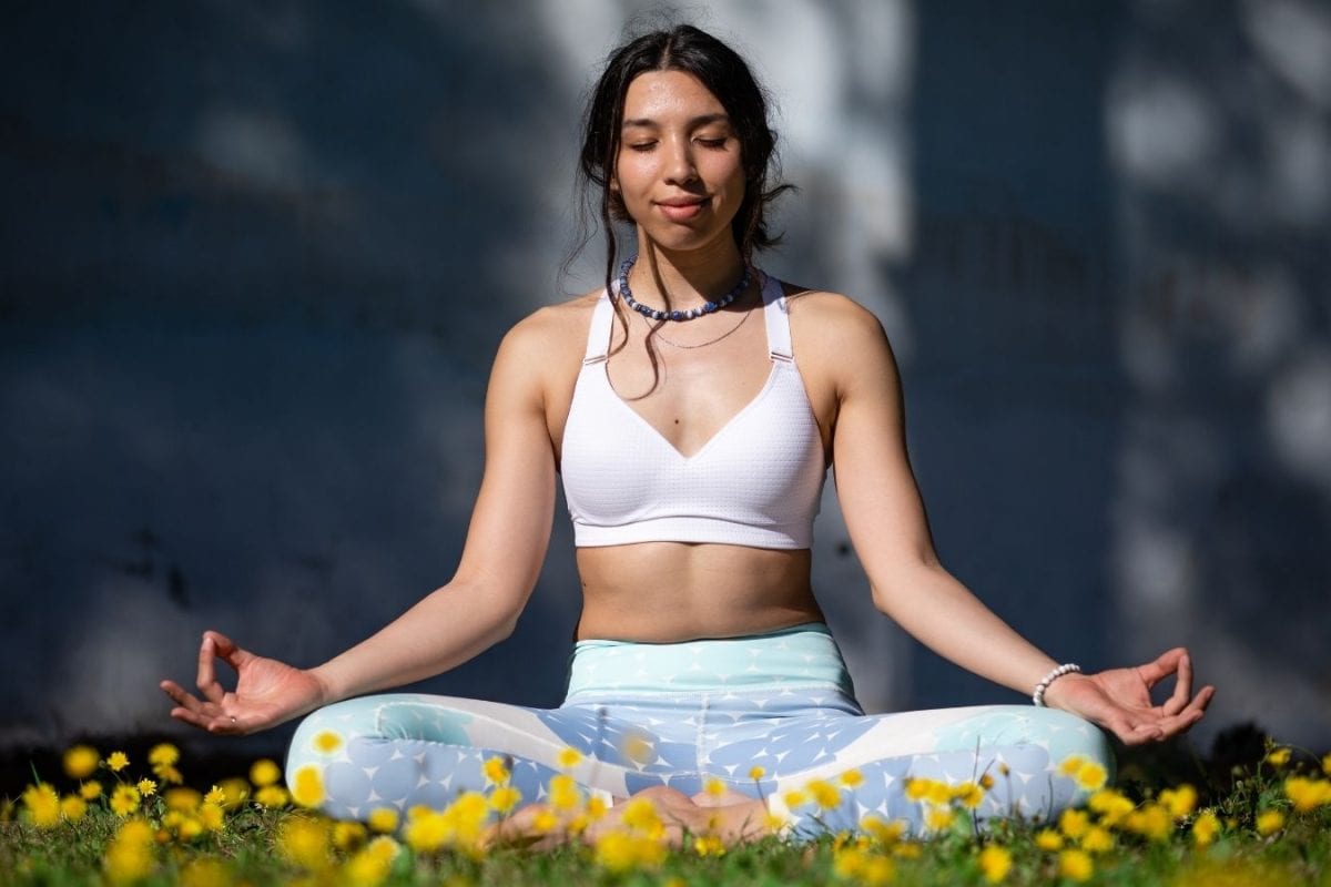 Get Diwali-Ready With These Core-Boosting Yoga Asanas