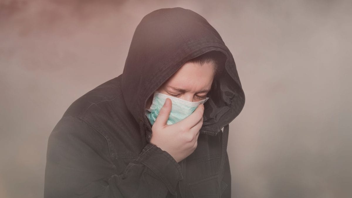 Sore Throat Due To Air Pollution? Try These Easy And Effective Home Remedies